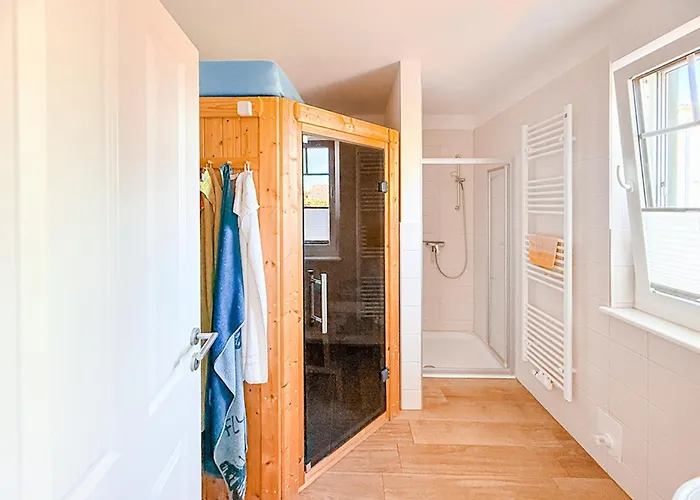 Semesterbostad Huehnergott Breege